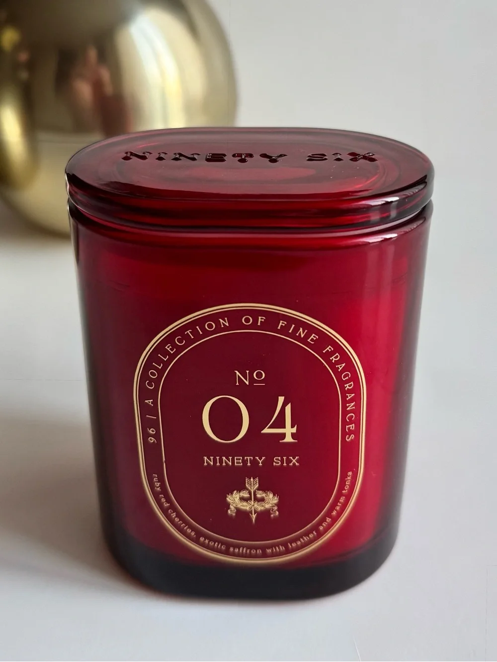 DW Home Ninety Six No. 04 2-Wick CandleRed Cherries, Saffron, Leather & Tonka